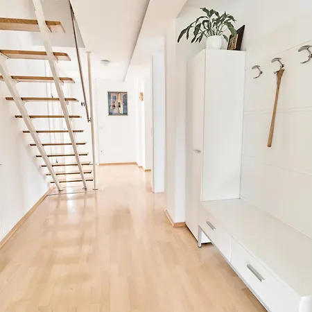 Apartment Matic Spacious Modern