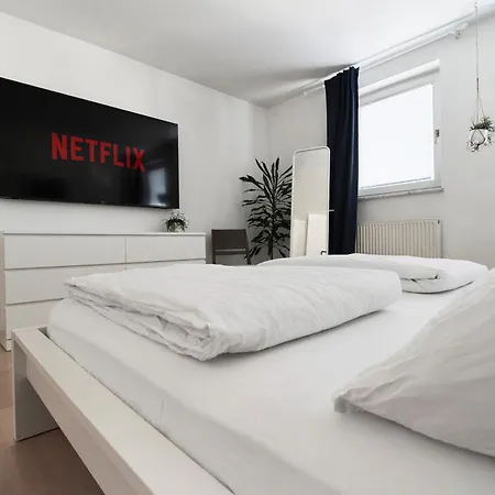 Apartment Matic Spacious Modern Ljubljana