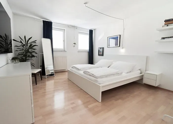 Apartment Matic Spacious Modern *