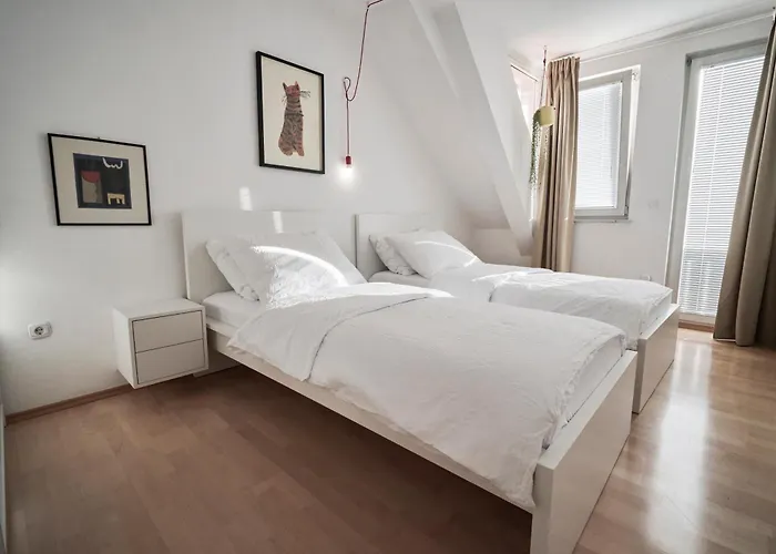 Matic Spacious Modern Apartment *